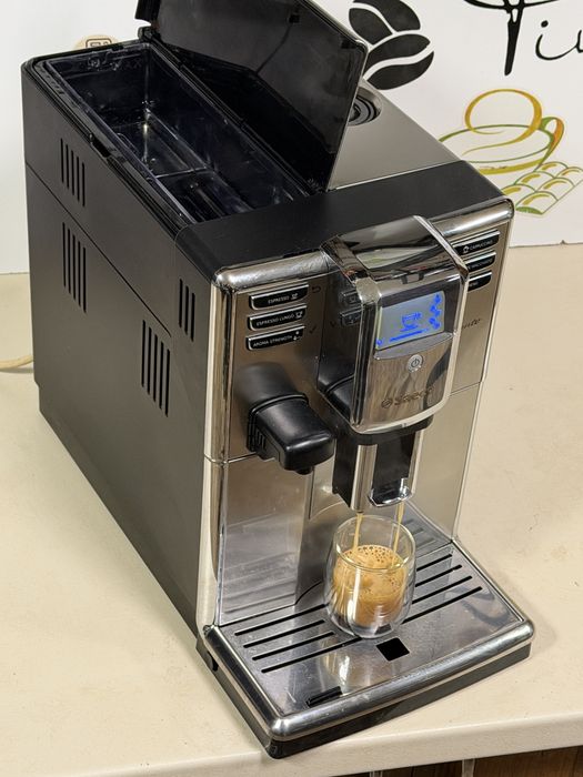 Кафемашина кафе автомат Saeco Incanto с гаранция