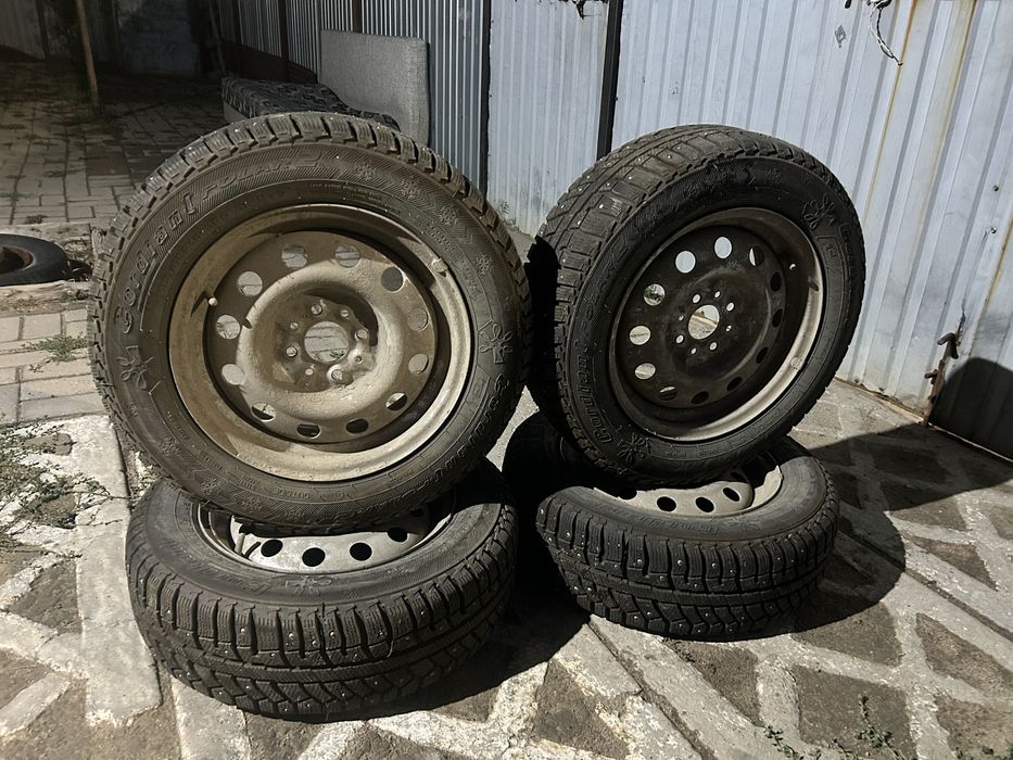 Продам Зимные Шины 186/65 R14