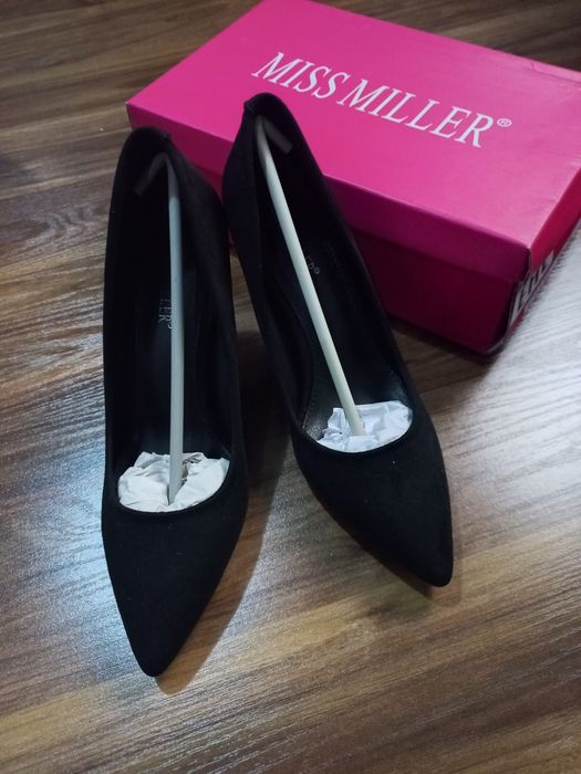 Ayollar uchun,  38,39 razmerlar