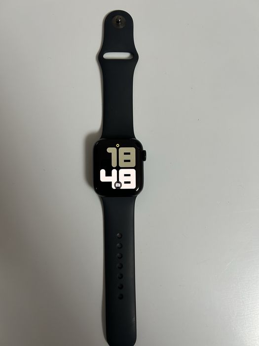 Продам Apple watch se