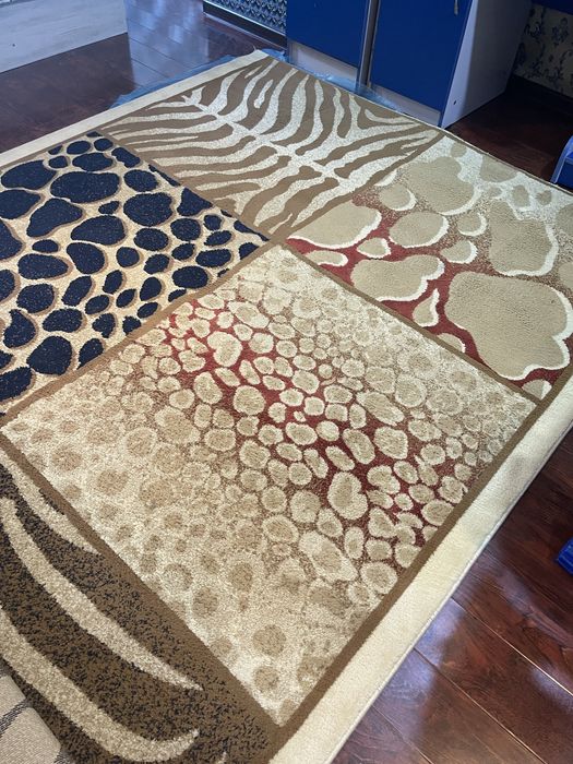 Продается ковер в идеальном состоянии