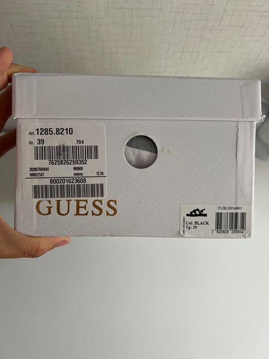 Дамски сандали GUESS 'KALORE' в Черно, 39 номер