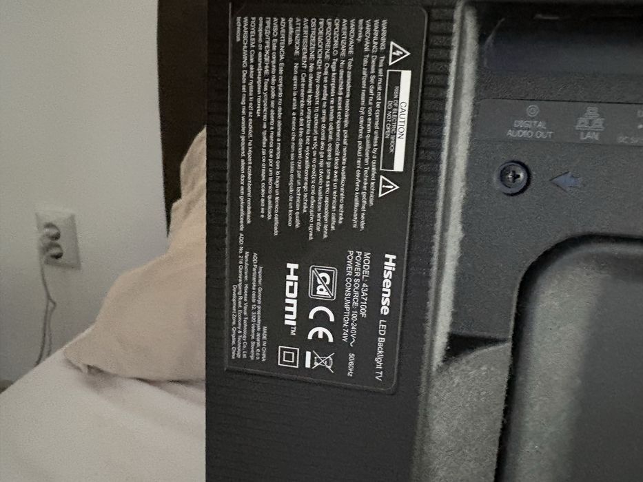 Hisense 43” 4K Smart TV (43A7100F) — funcțional, stare bună