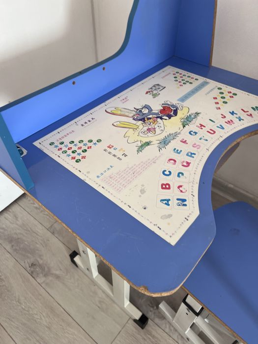 Детский стол со стульчиком