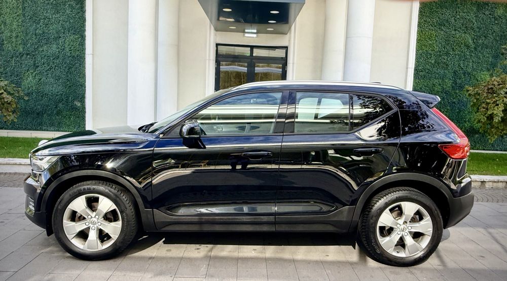 Volvo XC40 2.0d Cutie Automata 8+1 ! Garantie 12 Luni