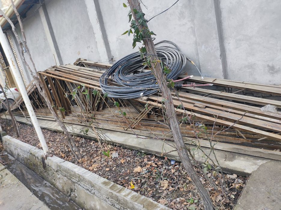 Tom uchun Firma 12 mertga balandligi 2.40 sm Rasiskiy 7 sm ugolnikda