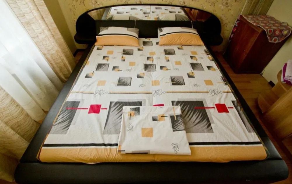 Сарыарка 11-Кенесары, 2ч 2000