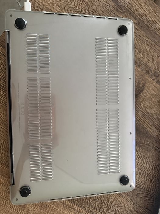 Продам Mac Book Pro 2019 года.