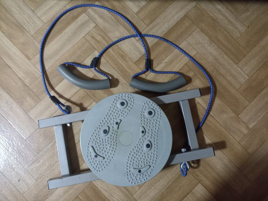 Продам тренажёр. Торг.