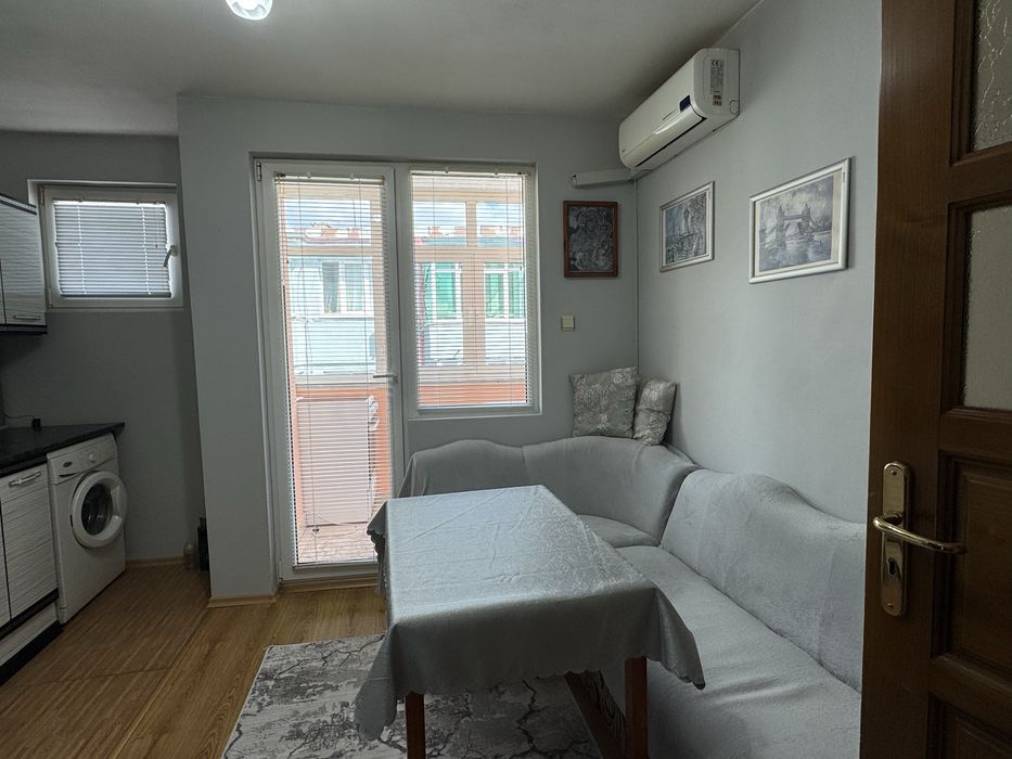 Продава се Тристаен апартамент в Търговище, Център - 92 кв.м за 1303 €/кв.м - Снимка #1