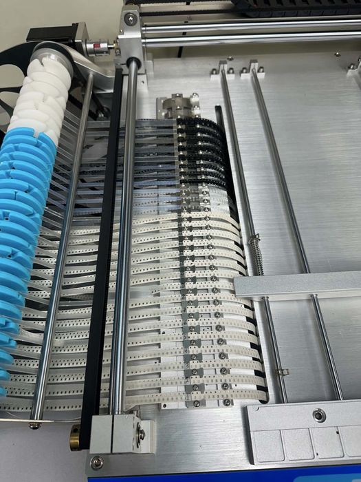 Pick and place Charmhigh CHM-T36