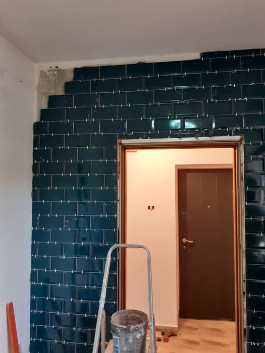 Execut lucrări de construcții!