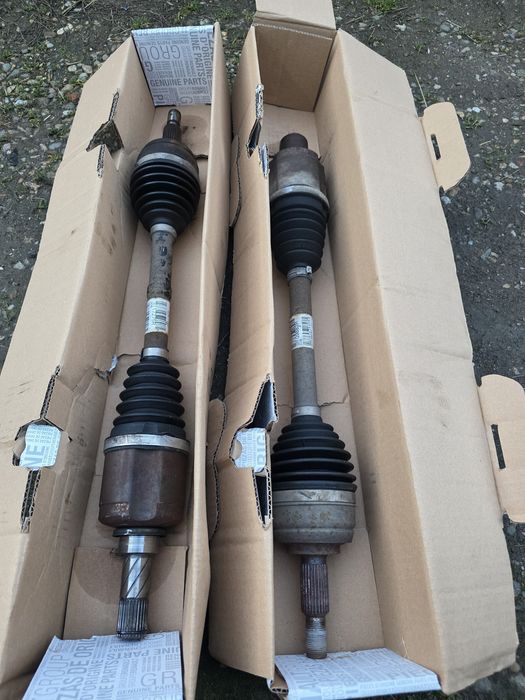 Planetare fata Stanga+dreapta Dacia Duster 1.5 dci 4x4 2012