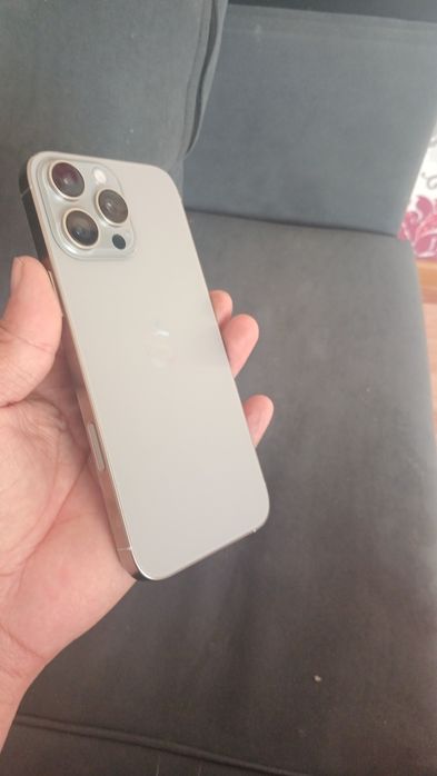 Продам айфон 16промакс