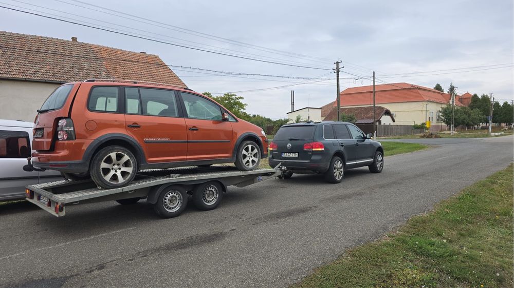 Dezmembrez Cross Touran 2008 1,4 Benzina