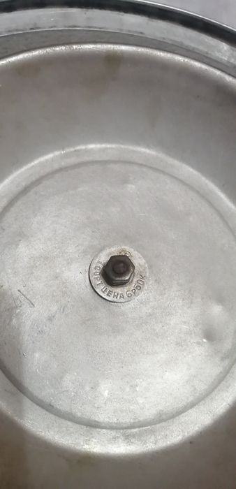 Продам тортовница