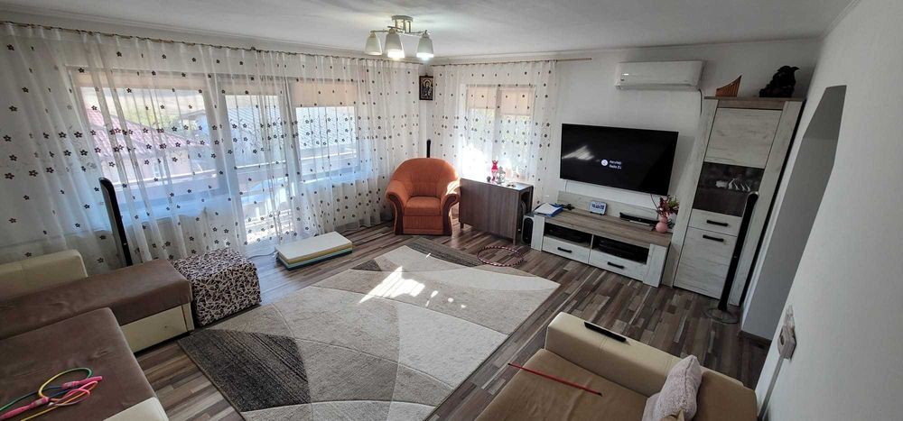 Comision 0!  Vila D+P+E, 210 mp, 5 minute de Copou si Tg. Cucu.