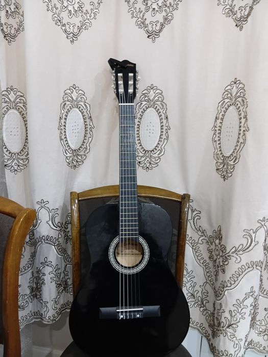 Гитара Астана продается