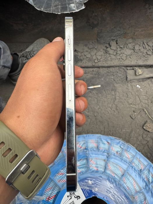 Продаю айфон 13 pro max