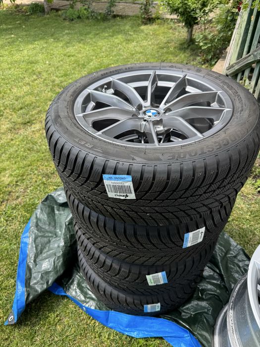 Продавам оригинални джанти за Бмв със зимни гуми