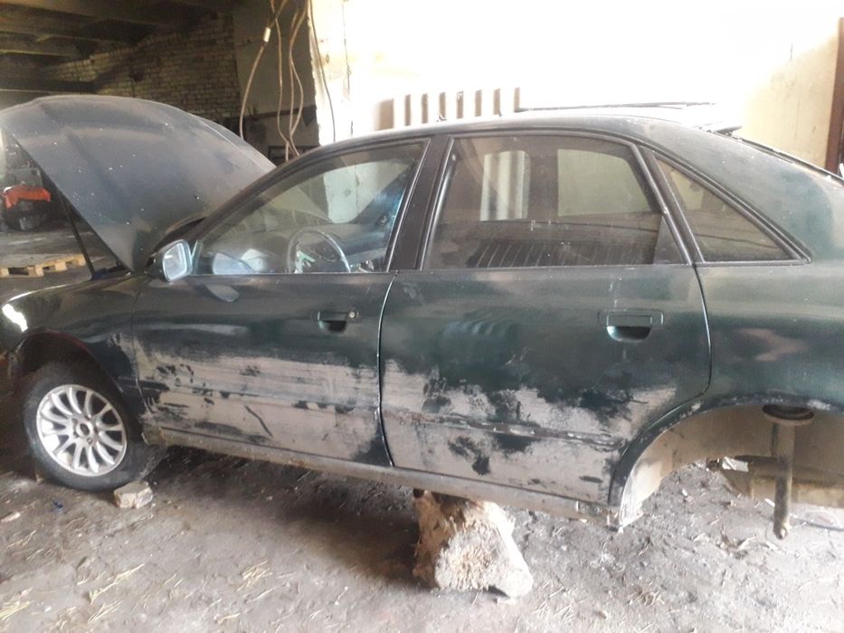 Ауди а4 по запчастям