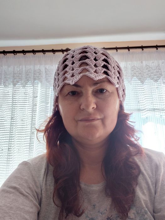 Пролетно есенни шапки