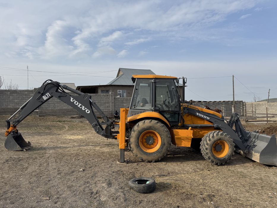 3в1 экскаватор VOLVO