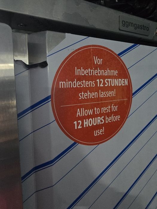 Frigider profesional GGM Gastro 376 L