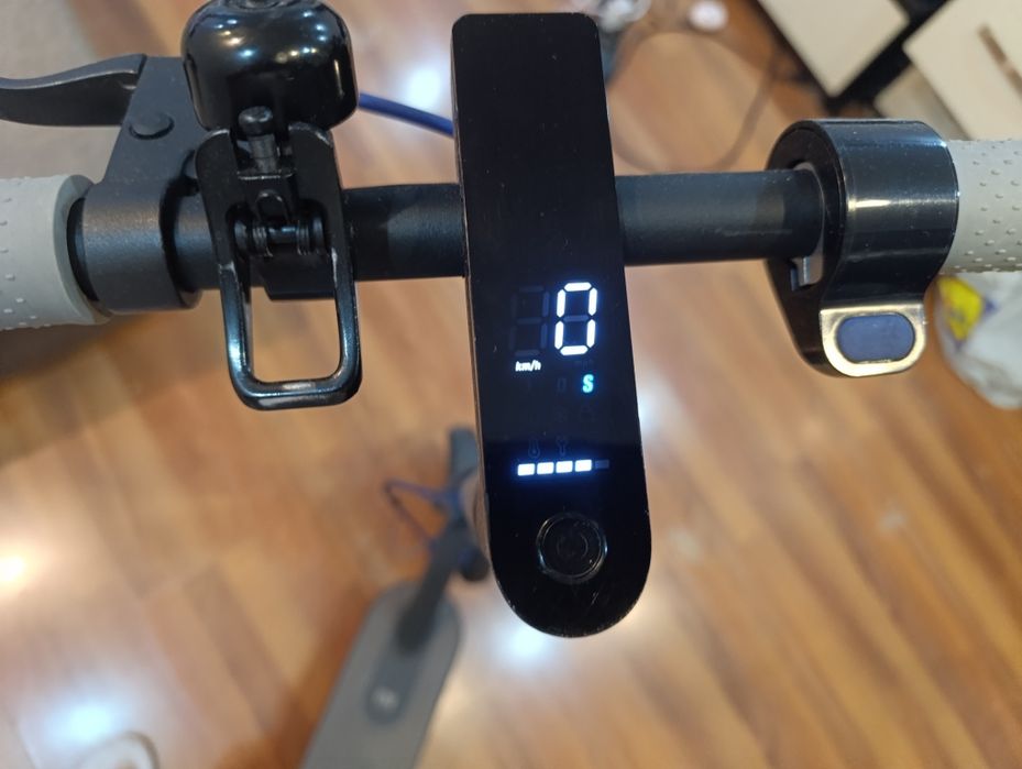 Trotineta Xiaomi mi pro 2