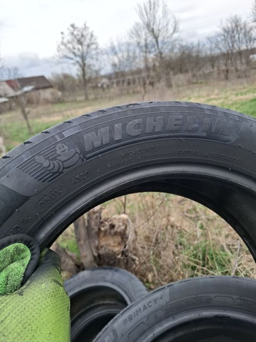 Vand 2 anvelope 195 55 16 michelin  de vara bune dot 2020