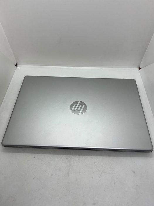 HP 14-EM0021NE Ryzen 5 7520U -A-