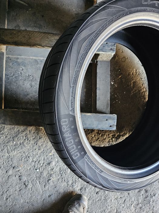 2 anvelope vara 255 40 20 Vredestein 7.5mm 2023