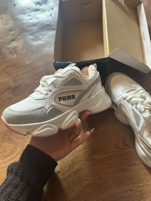 Чисто нови обувки Puma