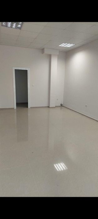 Продава се Магазин в Търговище, Вароша - 35 кв.м за 2086 €/кв.м - Снимка #1