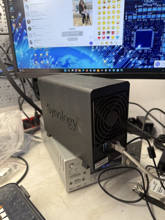 NAS, Synology DS218 play