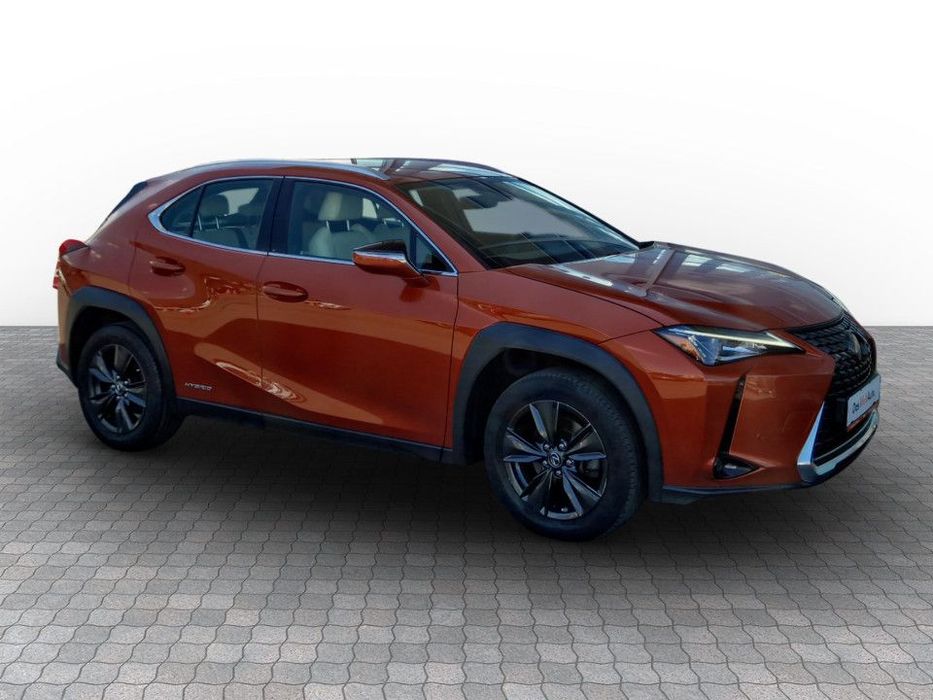 Lexus UX Garantie 12 luni- Optiuni de finantare avantajoase