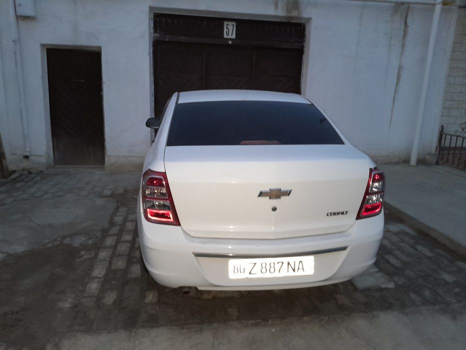 Продаётся шевролет кобальт