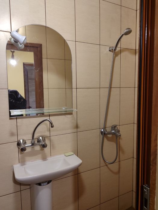 Дава се под наем Двустаен апартамент в Кюстендил, Център - 67 кв.м за 204 € - Снимка #10