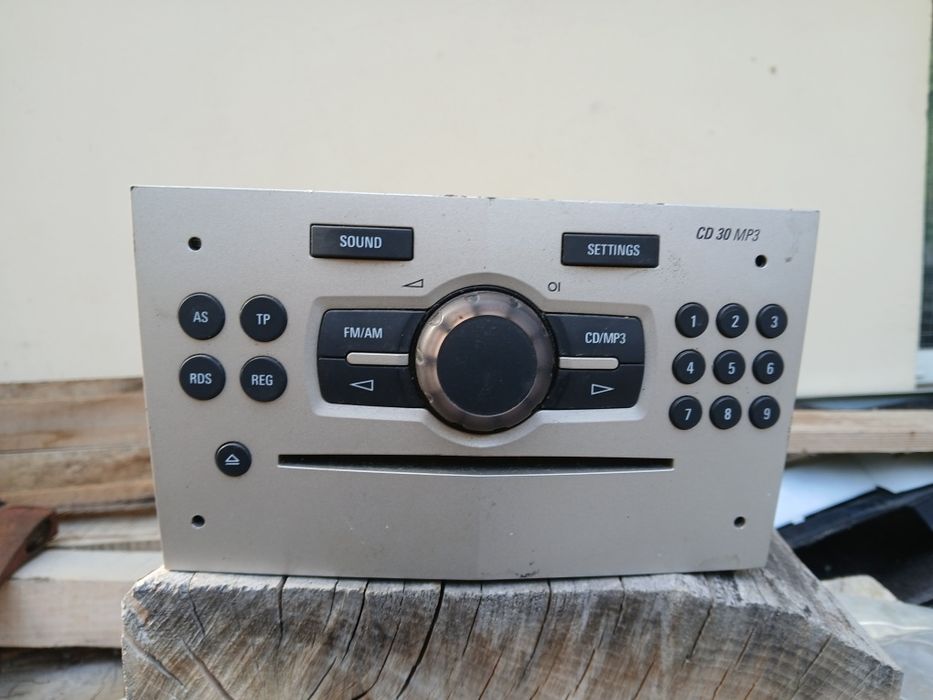 Оригинално СD-MP3 .ЗА Opel corsa.meriva..Astra.-2006-2012-година