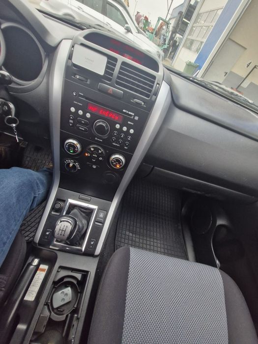 Лек автомобил Suzuki Vitara