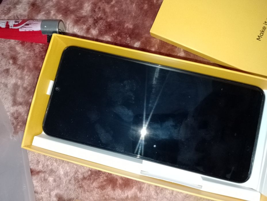 Realme C61 – Nou, 128 GB, Dual SIM (2 cartele), cu folie protecție