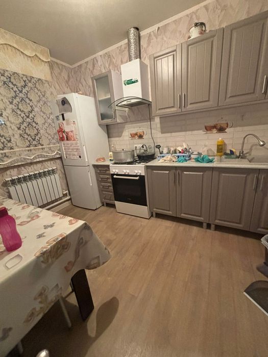 Продам жилой дом в Караганде