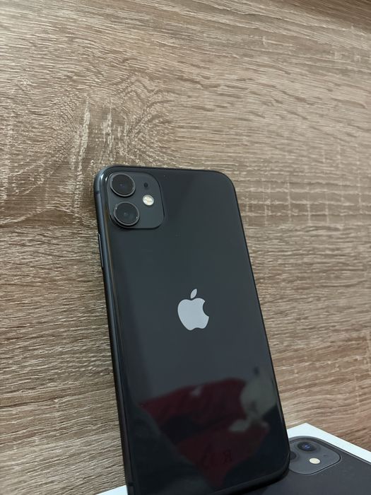 Vand iphone 11 stare perfecta