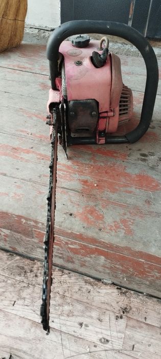 Продам бензопилу