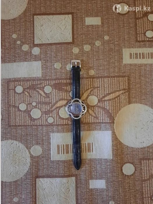 Продаются часы женские