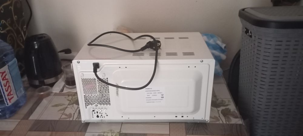 Срочно продаю микроволновку