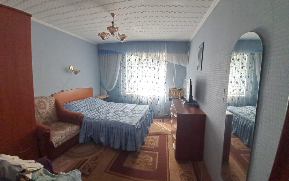 Пррдам 2 комнатную квартиру