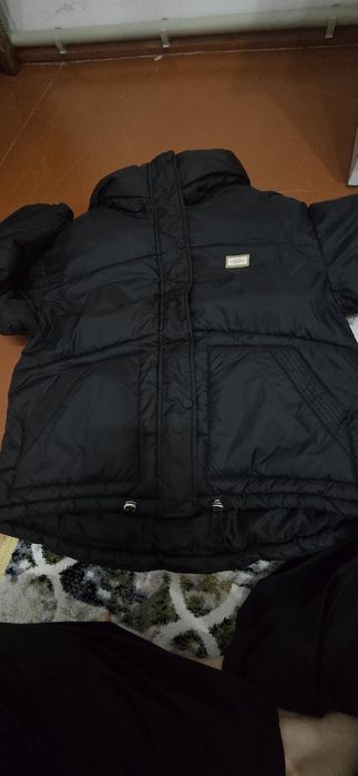 Куртка сатылады.