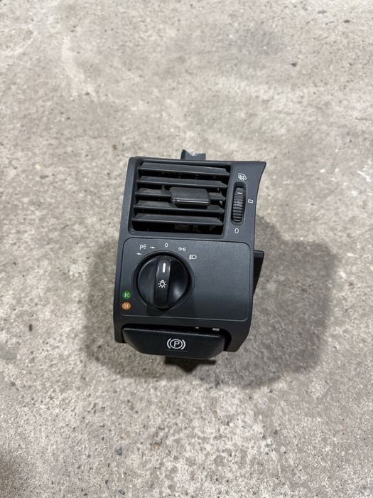 Включатель Фар на Mersedes W210