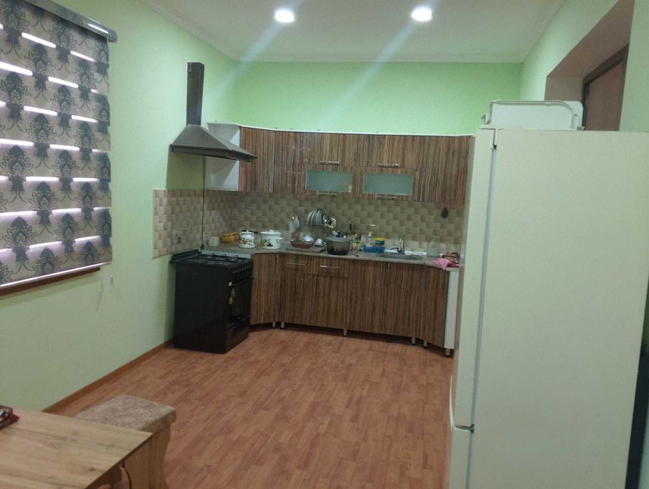 8 sotixli hovli sotiladi